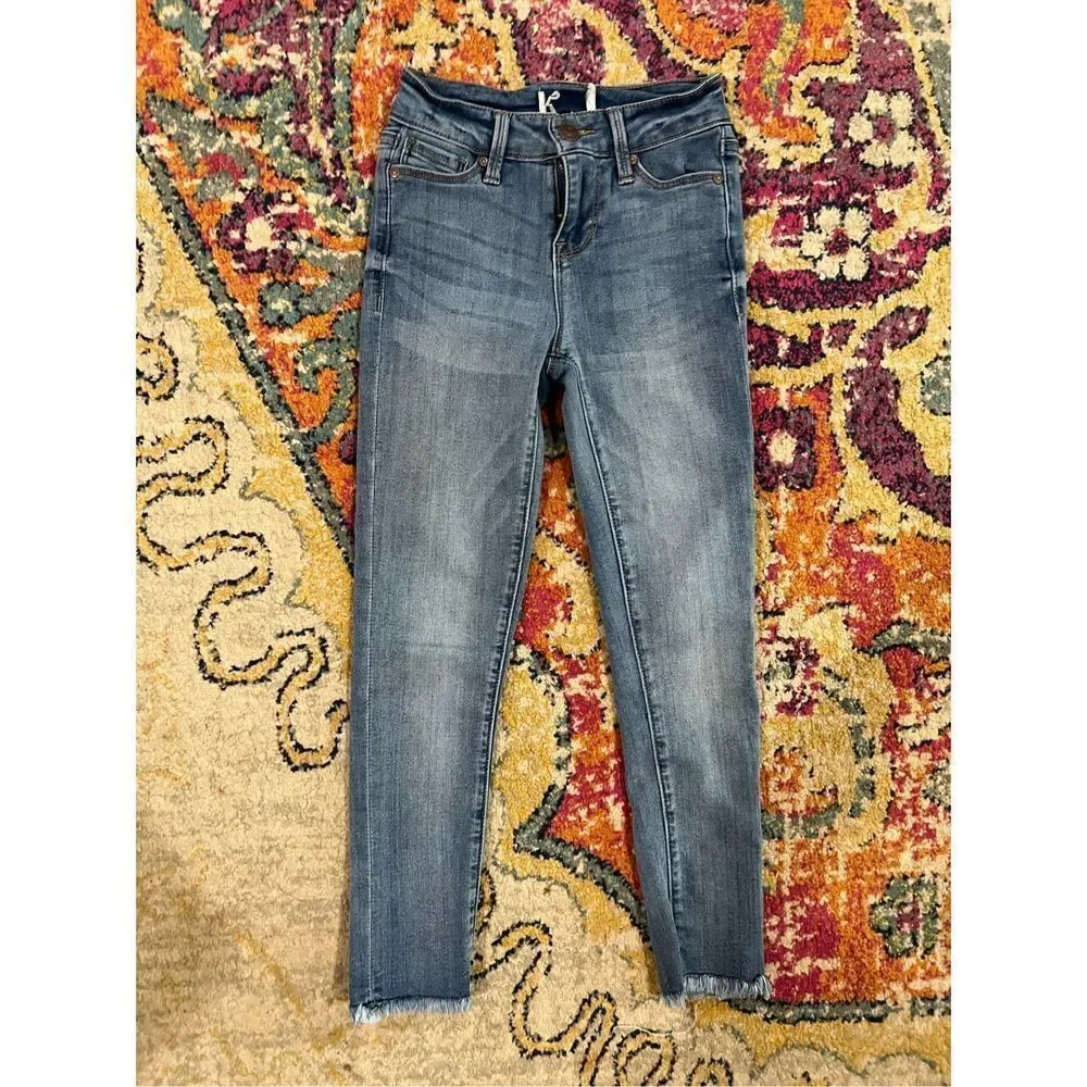 Celebrity Pink Girls' Infinite Stretch Super Soft Denim Skinny Jean